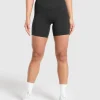 Clearance Gymshark Crossover Shorts Black