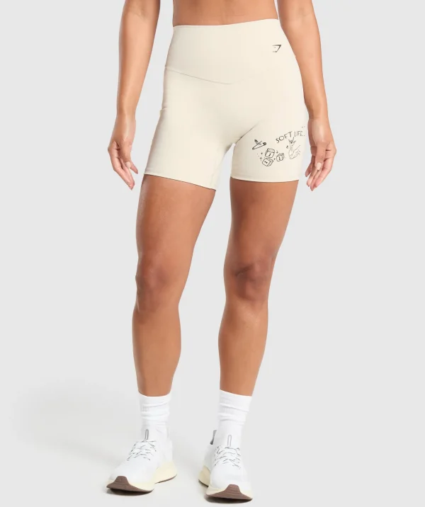 Discount Gymshark Elevate Tattoo Graphic Shorts CreamBeige