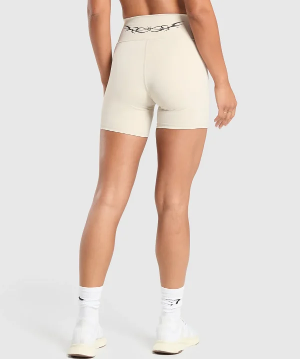 Discount Gymshark Elevate Tattoo Graphic Shorts CreamBeige